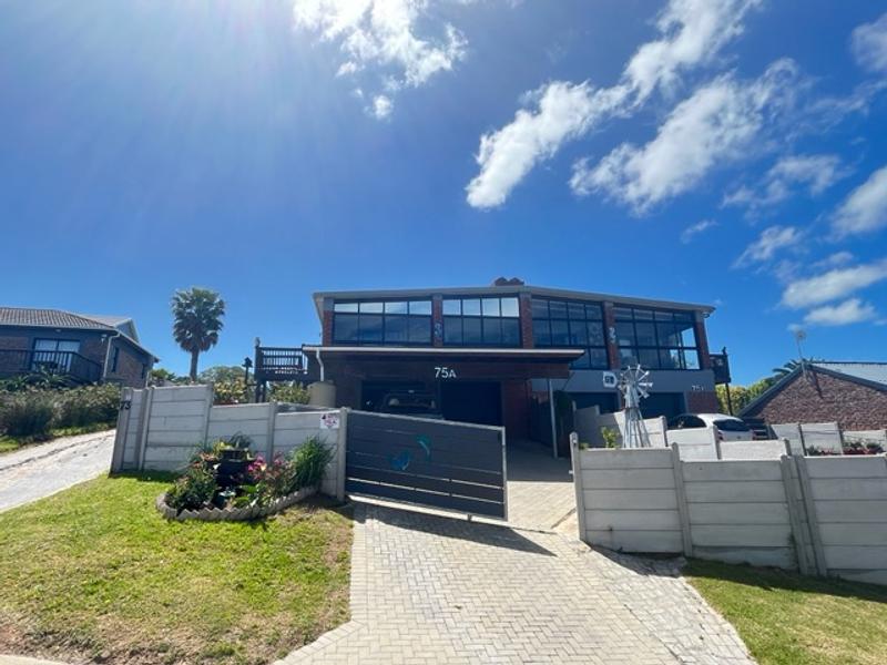 4 Bedroom Property for Sale in Dana Bay Western Cape